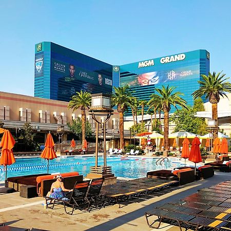 Strip & Sphere View - Separate Living Room - 2 Full Bath - Full Kitchen - Balcony - 900 Sqft - Mgm Signature Las Vegas Extérieur photo