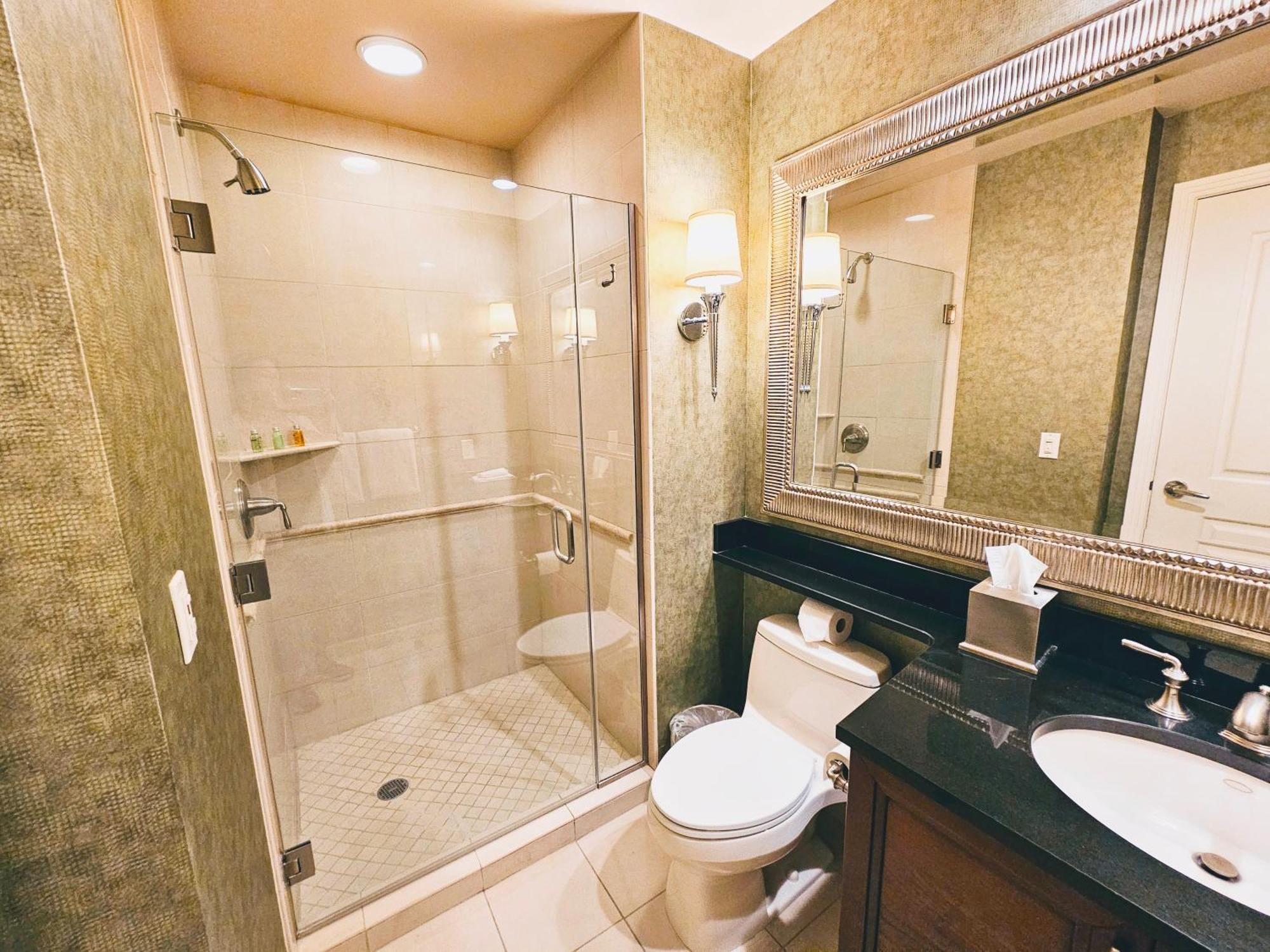 Strip & Sphere View - Separate Living Room - 2 Full Bath - Full Kitchen - Balcony - 900 Sqft - Mgm Signature Las Vegas Extérieur photo