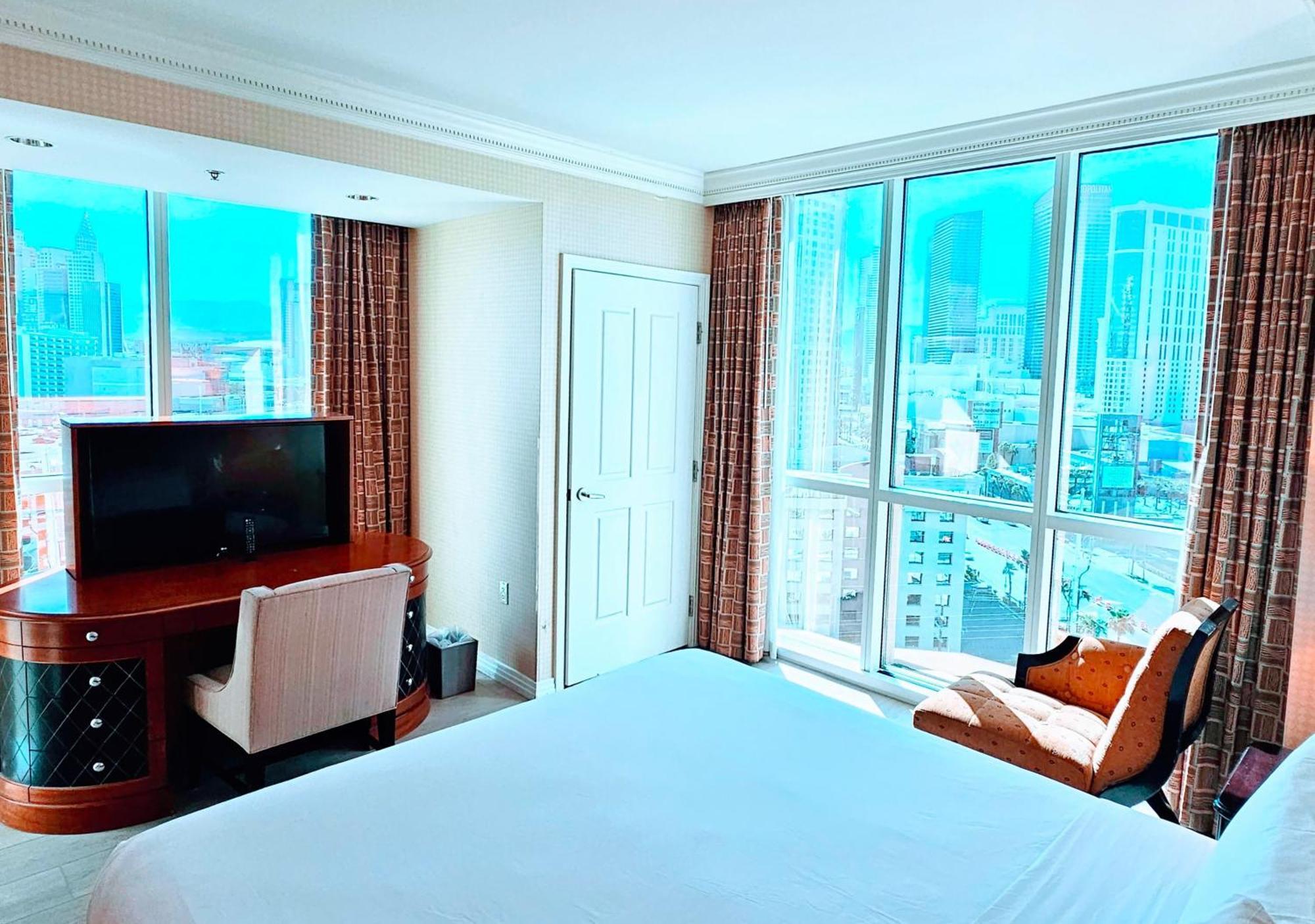 Strip & Sphere View - Separate Living Room - 2 Full Bath - Full Kitchen - Balcony - 900 Sqft - Mgm Signature Las Vegas Extérieur photo
